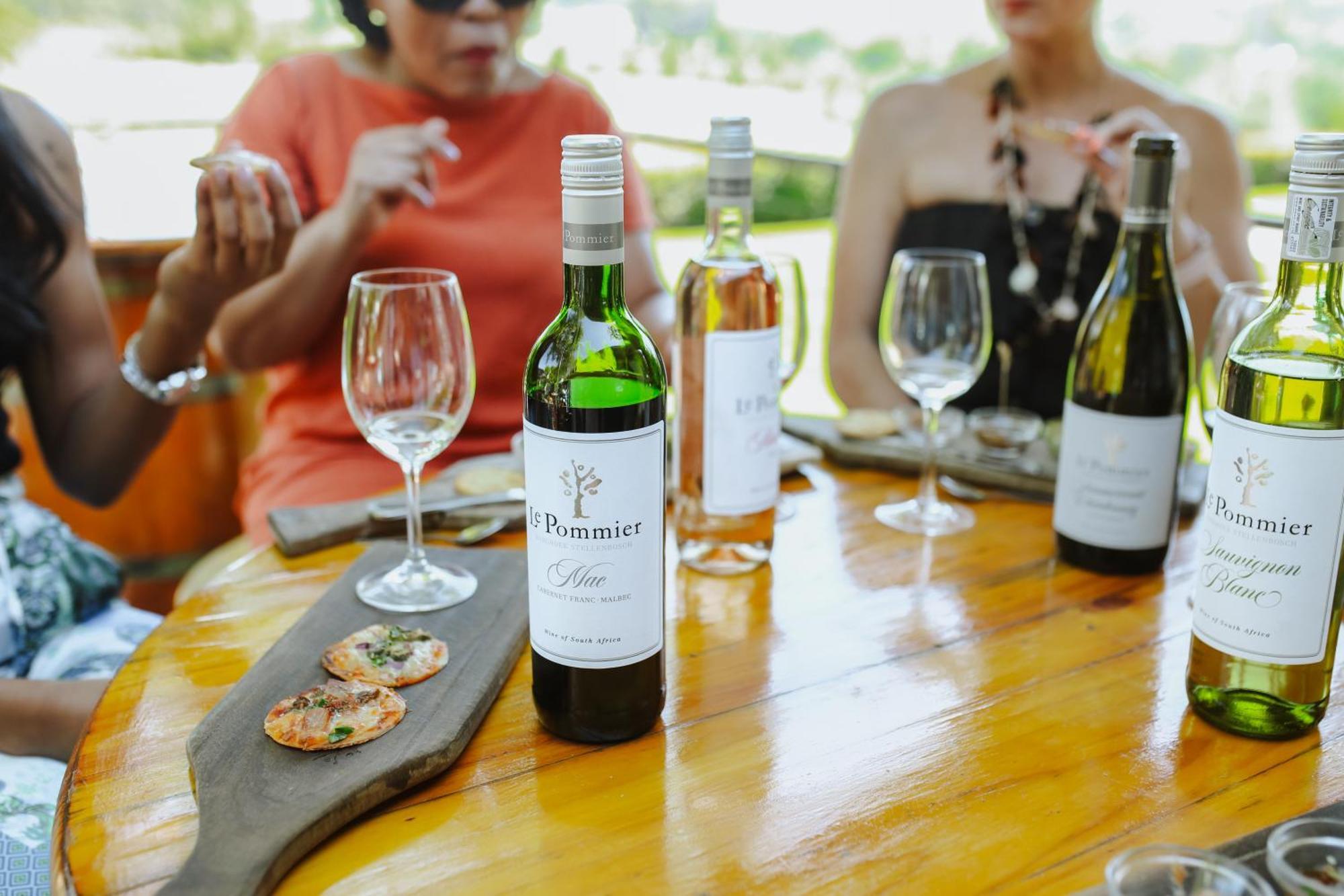 Le Pommier Wine Estate Βίλα Στέλενμπος Εξωτερικό φωτογραφία